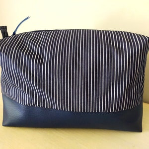 Very large toiletry bag for men or women, navy striped fabric and imitation leather image 2