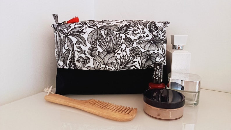 Très grande trousse de toilette feuillage noir et velours de coton image 1