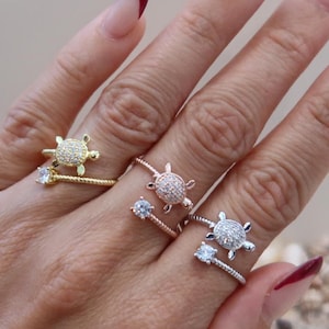 Justerbar ring i sterlingsilver med kubiska zirkoniastenar, Turtle/Honu
