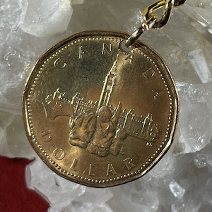 Canadian Dollar Keyring made with Genuine 1 Dollar Coin, 125th Confederation Anniversary, Dated 1992, 33rd Birthday Gift