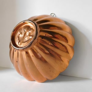 Scalloped Copper Mold with Floral Motif