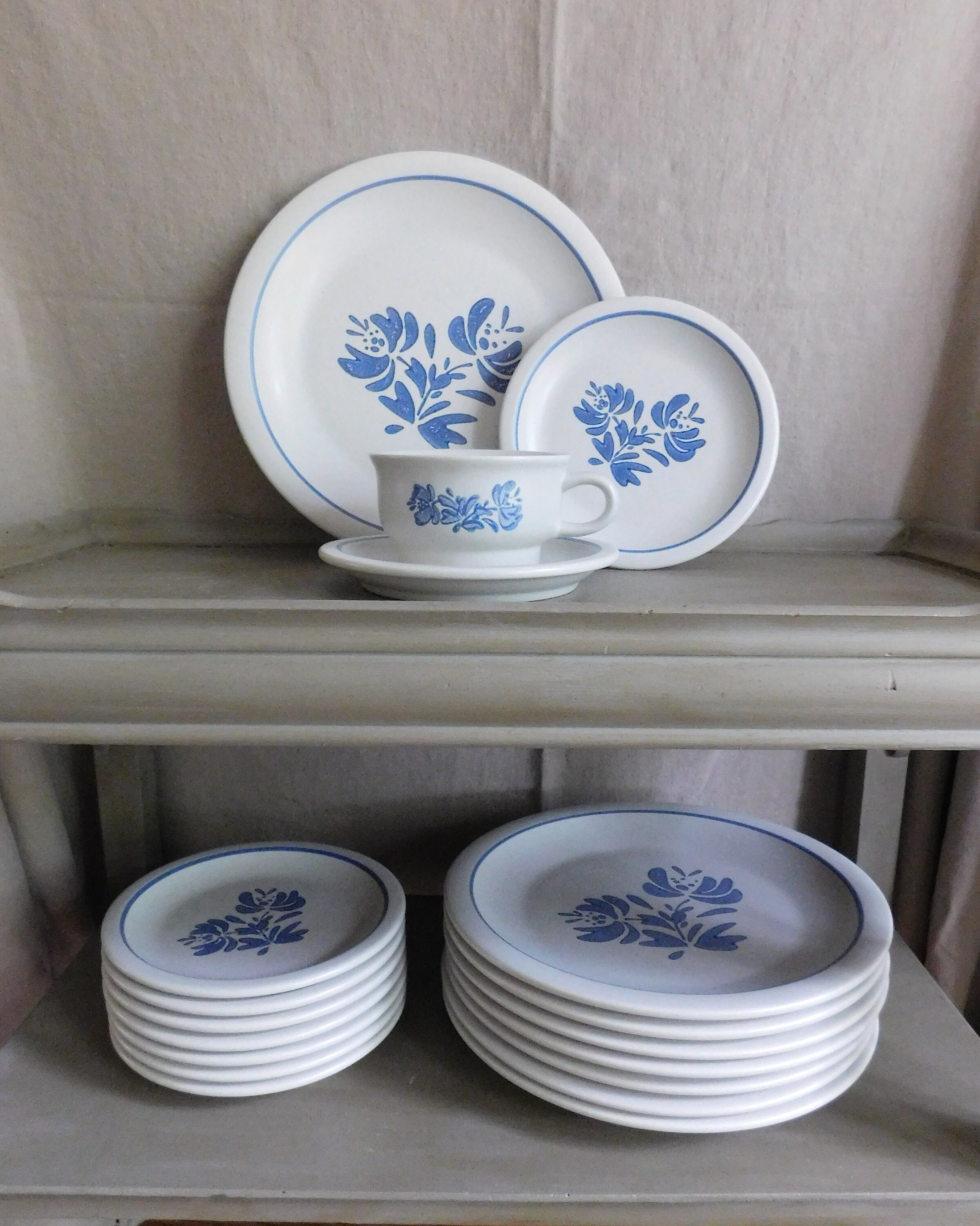 Pfaltzgraff Yorktowne Dinnerware Set Includes 53 Pieces Etsy