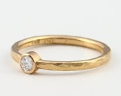 Solitärring Hammerschlag mit Brillant 0,12ct, Verlobungsring 585 750 Gold, Brillantring, 14K Diamantring Gold