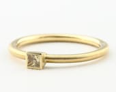 Vintage Solitärring Gold 585 750  Gelber Diamant Princess Cut 0,115ct, Verlobungsring mit gelben Brillant, Antragsring mit gelben Stein