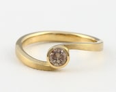 Geschwungener Solitär Brillantring 0,23ct, Verlobungsring mit Diamant,  Diamantring 585 750 Gold, Ring mit braunen Diamant