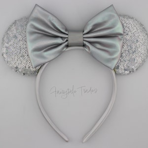 Silber Pailletten Mickey Ohren irisierende Schleife Disney Stirnband Epcot Outfit Minimal
