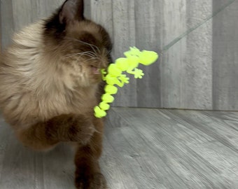 XL Lizard Cat Toy: Interactive Teaser Wand