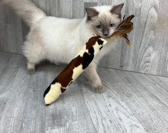 Cat toy | Kicker with rooster feathers tail | Catnip and feathers cat toy | Cat toss toy | Durable cat toy