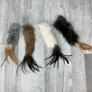 Lot de 4 jouets en lapin et plumes pour chat image 2