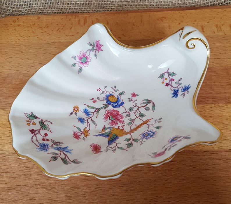 Vintage Hammersley Fine Bone China Clam Shell Candy Dish in the BIRD OF