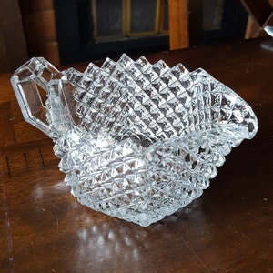 Vintage Westmoreland INGLES INGLÉS HOBNAIL #555 Creamer - Base plana