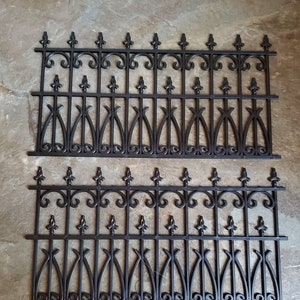 Dollhouse Miniature Fence Railing x2 Black Victorian or Georgian Garden 1:12 Scale image 1