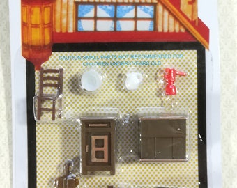 MORE DOLLHOUSE 1//48 MINIATURE VINTAGE KITCHEN SET WOOD-BURNING STOVE ICE BOX