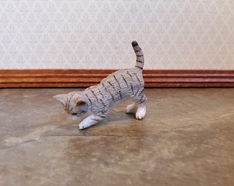 1//12 Scale Dollhouse Miniatures Resin Sleeping Kitten Cat and Nest Model