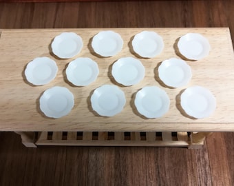 Dollhouse Miniature Plates Scalloped x12 White Decorative Edge Plastic 1:12 Scale
