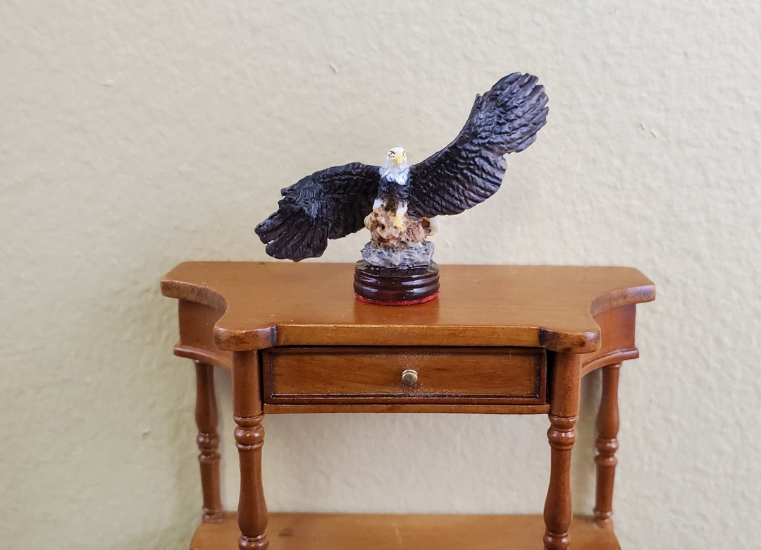 Dollhouse Miniature Eagle Statue Detailed 112 Scale Falcon Miniatures