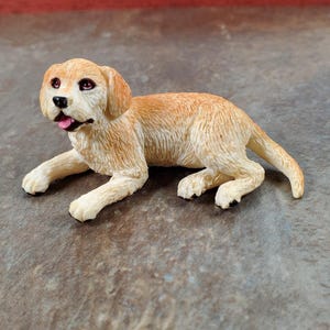 Dollhouse Labrodor Retriever Lab Puppy Dog Sitting 1:12 Scale Miniature Animal