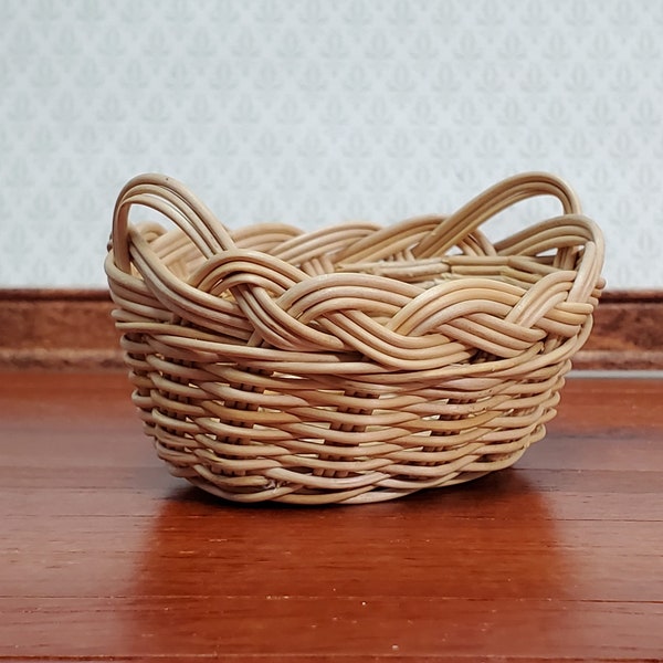 Dollhouse Laundry Basket Straw Fiber Oval with Handles 1:12 Scale Miniature