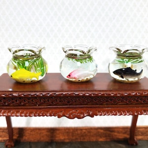 Dollhouse Large Fish Bowl Tank 1 Piece Random Colors 1:12 Scale Modern Miniatures