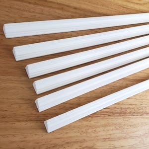 Dollhouse Miniatures Crown Molding x6 White Trim Cornice Large 1/2" wide x 17 3/4" long 1:12 Scale