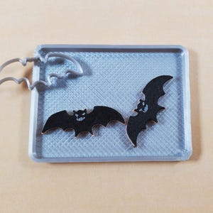 Dollhouse 2 Bat Cookies Baking Tray and Cutter 1:12 Scale Halloween Miniatures