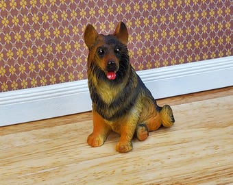 Dollhouse Dog German Shepherd Sitting Large 1:12 Scale Miniature Animal Pet Resin