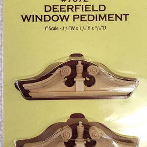 Dollhouse Miniature Window Pediment Ram's Head Wood 1:12 Scale Houseworks #7072