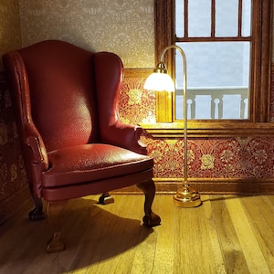 Dollhouse Floor Lamp Battery Light Flower Shade Gold Base 1:12 Scale Miniature image 3