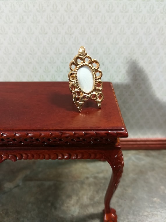 Dollhouse Miniature Small Gold Oval Metal Standing Picture Frame MUL2102A