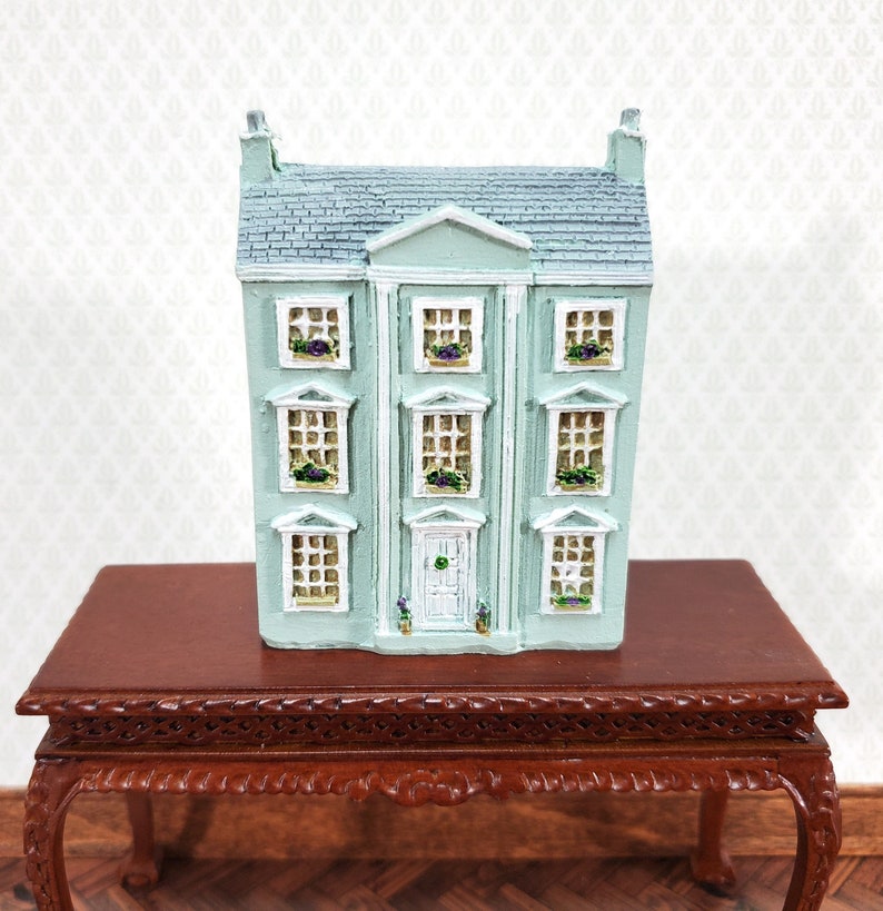 1:144 Scale Dollhouse Resin Miniature The Classical Dolls House Blue/Green image 1