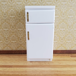 Dollhouse Miniature Fridge 2 Door Refrigerator White 1:12 Scale Wood Furniture