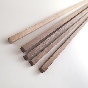 Walnut Wood Square Strips Beams Posts 5 Pieces 1/4" x 1/4" x 18" Long Crafts Models Miniatures