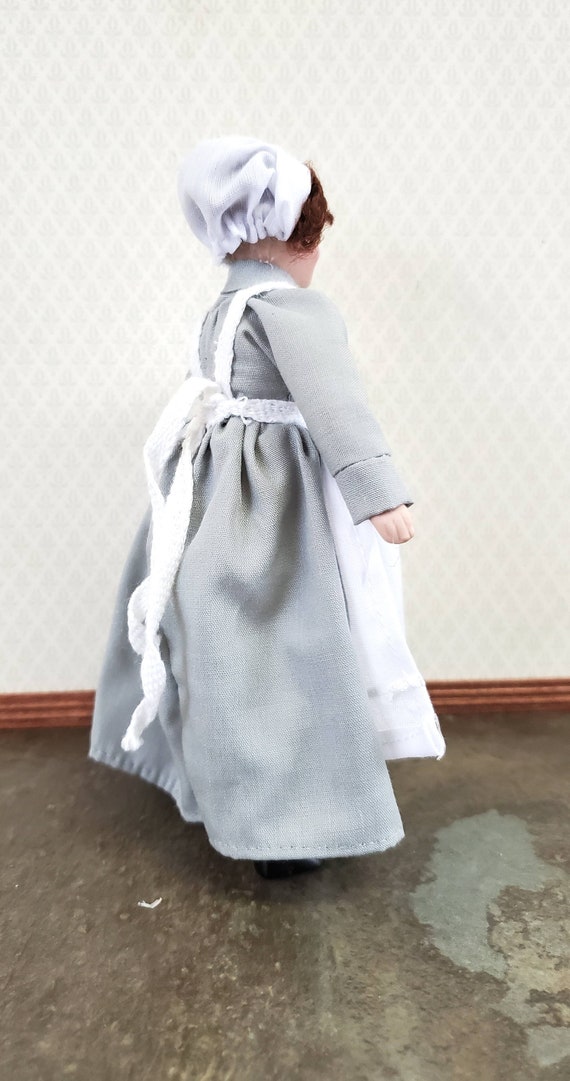 Dollhouse Victorian Maid Housekeeper Nanny Doll Poseable 1:12 -   Portugal