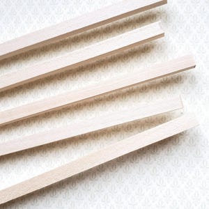 Dollhouse Miniature Wood Beams Posts 1/4 x 1/4 x 18" long 1:12 Scale image 2