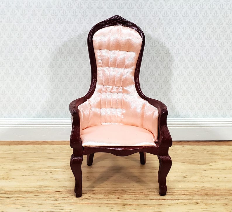 Dollhouse Gentlemen's Chair Victorian Pink & Mahogany Finish 1:12 Scale Miniature Furniture immagine 2