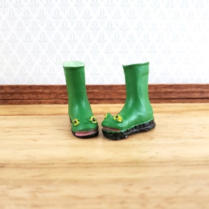 froggy rain boots