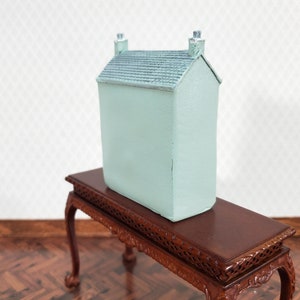 1:144 Scale Dollhouse Resin Miniature The Classical Dolls House Blue/Green image 4