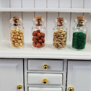 Dollhouse Glass Spice Jars with Cork 1:12 Scale Miniature Food Kitchen Accessory