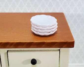 Dollhouse Small Plates Scalloped x4 White Decorative Edge Plastic 1:12 Scale Miniatures