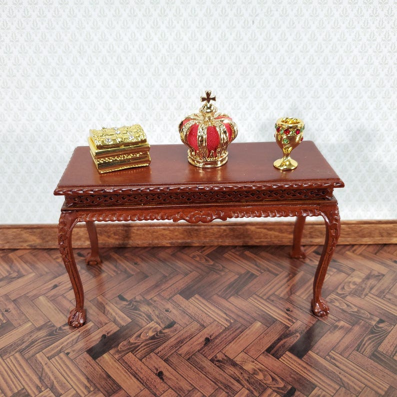 Miniature Gold King's Crown with Cross Metal 1:12 Scale Dollhouse image 4