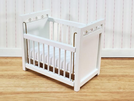 Dollhouse Crib Wood Drop Side White Finish 1:12 Scale Miniature Nursery Furniture