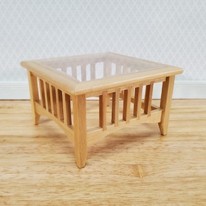 Dollhouse Modern Coffee Table Square Light Oak Finish 1:12 Scale Miniature Furniture
