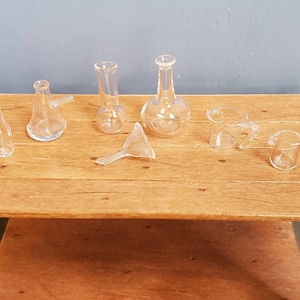 Dollhouse Miniature Mad Scientist Flask Jar Set Glass Beakers Funnel 1:12 Scale