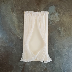 Dollhouse Miniature Lace Curtains Cream with Curtain Rod 1:12 Scale