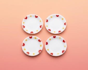 Dollhouse Dinner Plates Heart Design White Ceramic 1:12 Scale Miniature 1" 4 pcs