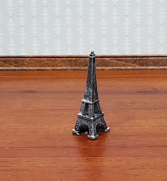 Tiny Eiffel Tower Statue Miniatures Accessories Decor 5.2 cm tall