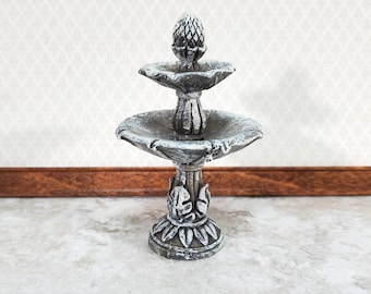Dollhouse Garden Fountain Bird Bath Fairy Garden 1:12 Scale Miniature Decor Aged Gray