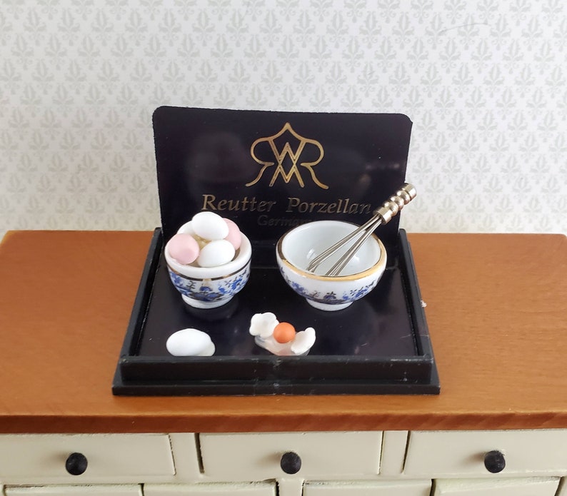 Odoria 1/12 Scale Miniature Whisk And Mixing Bowl - Dollhouse Kitchen Accessories, Porcelain And Metal