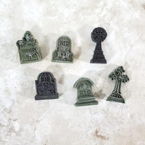 Dollhouse Gravestone Markers x6 Assorted 1:12 Scale Miniatures Halloween Decor