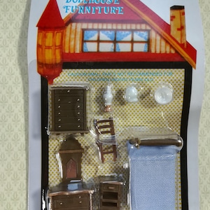 Dollhouse Miniature 1:48 Quarter Scale Bedroom Set Bed Dresser Chair Nightstand